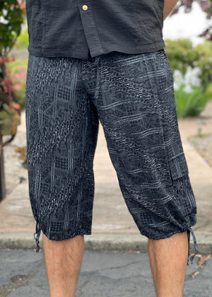 Batik Shorts - Black Gray Abstract